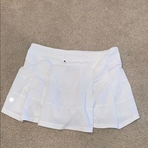 White lululemon skirt